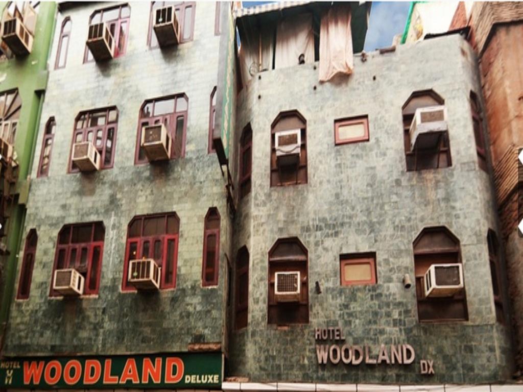 Hotel Woodland Deluxe New Delhi Exterior photo