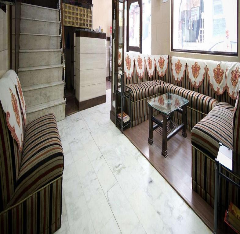 Hotel Woodland Deluxe New Delhi Exterior photo