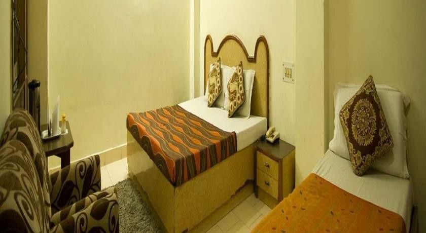 Hotel Woodland Deluxe New Delhi Exterior photo